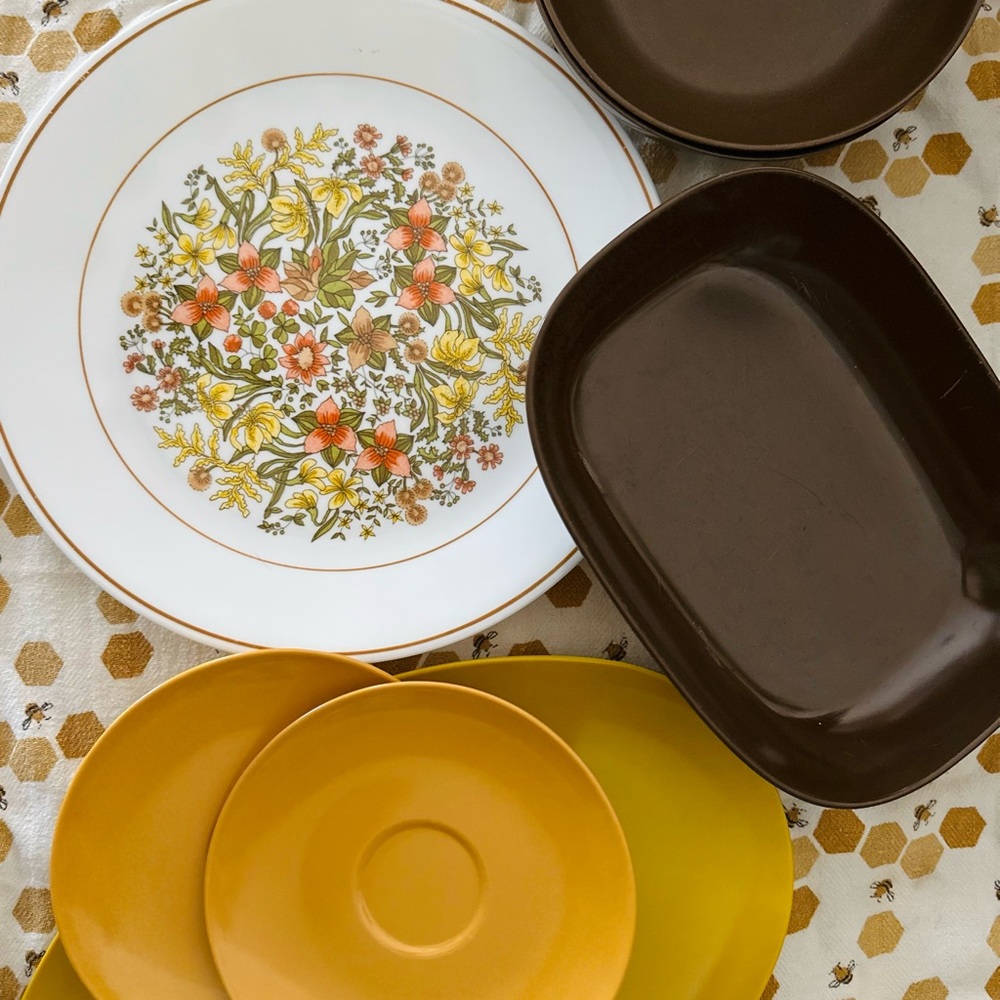 LAZT CHANCE *Vintage Melamine Lot